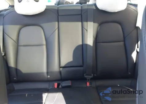 2023 Tesla Model 3 Rear-Wheel Drive z USA, uszkodzony, nr VIN 5YJ3E1EA4PF676338